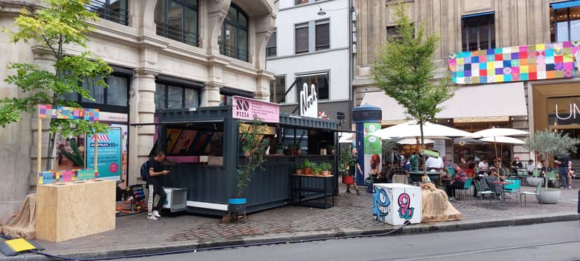 SO Pizza Pop-up mit Aussensitzplätzen